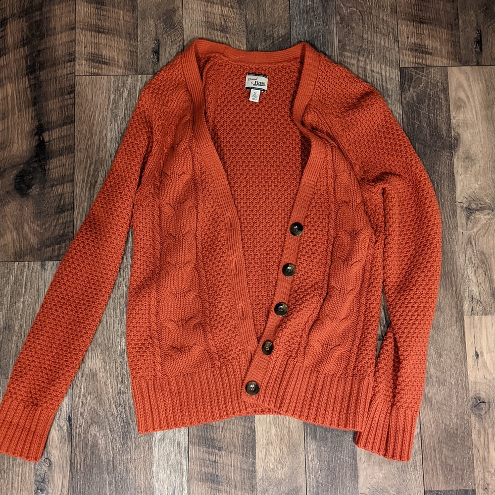 Burnt orange sweater Knitted by Bass